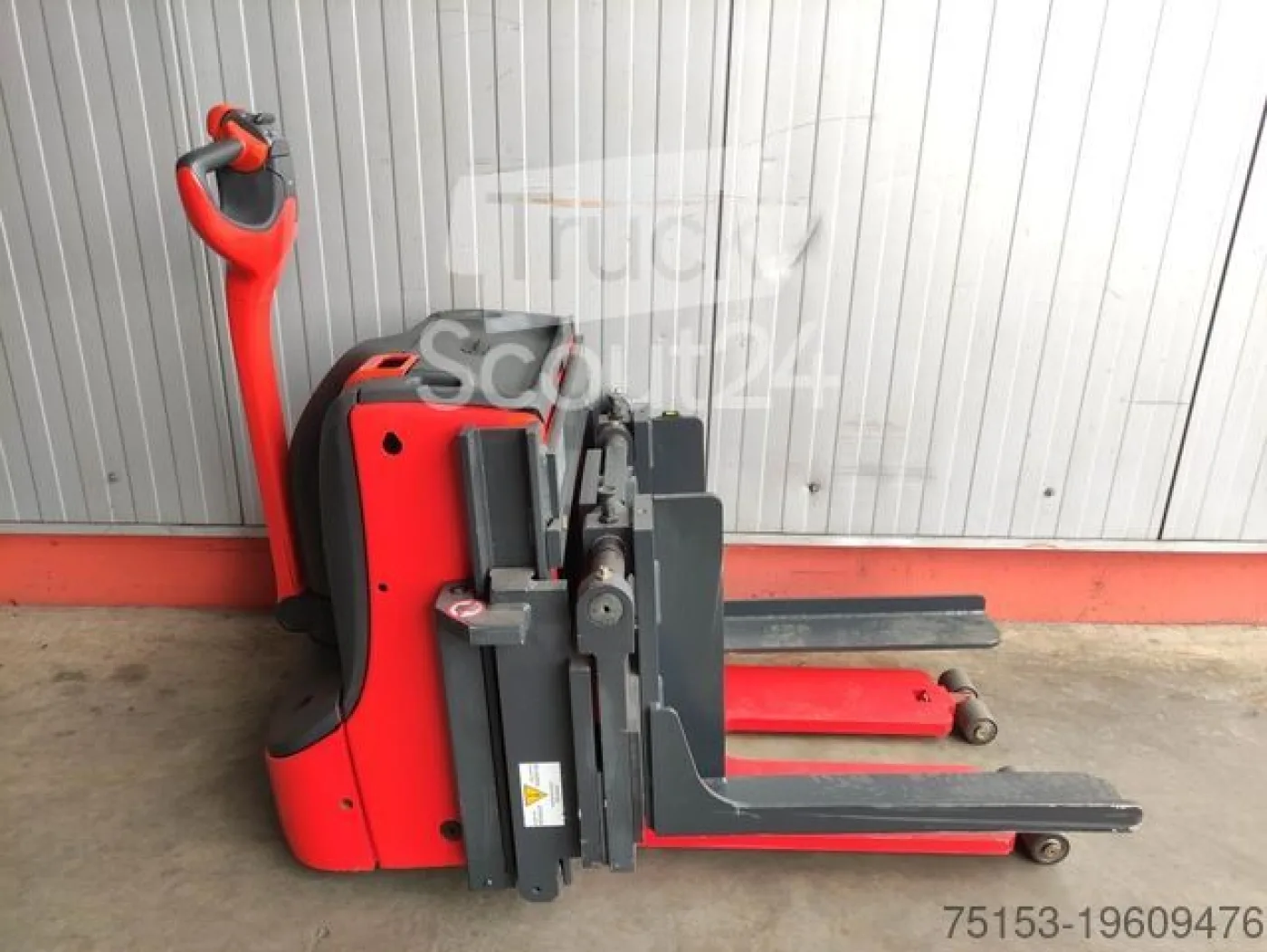 Linde T20 *Sonderbau-Batteriewechselwagen-388* - 2