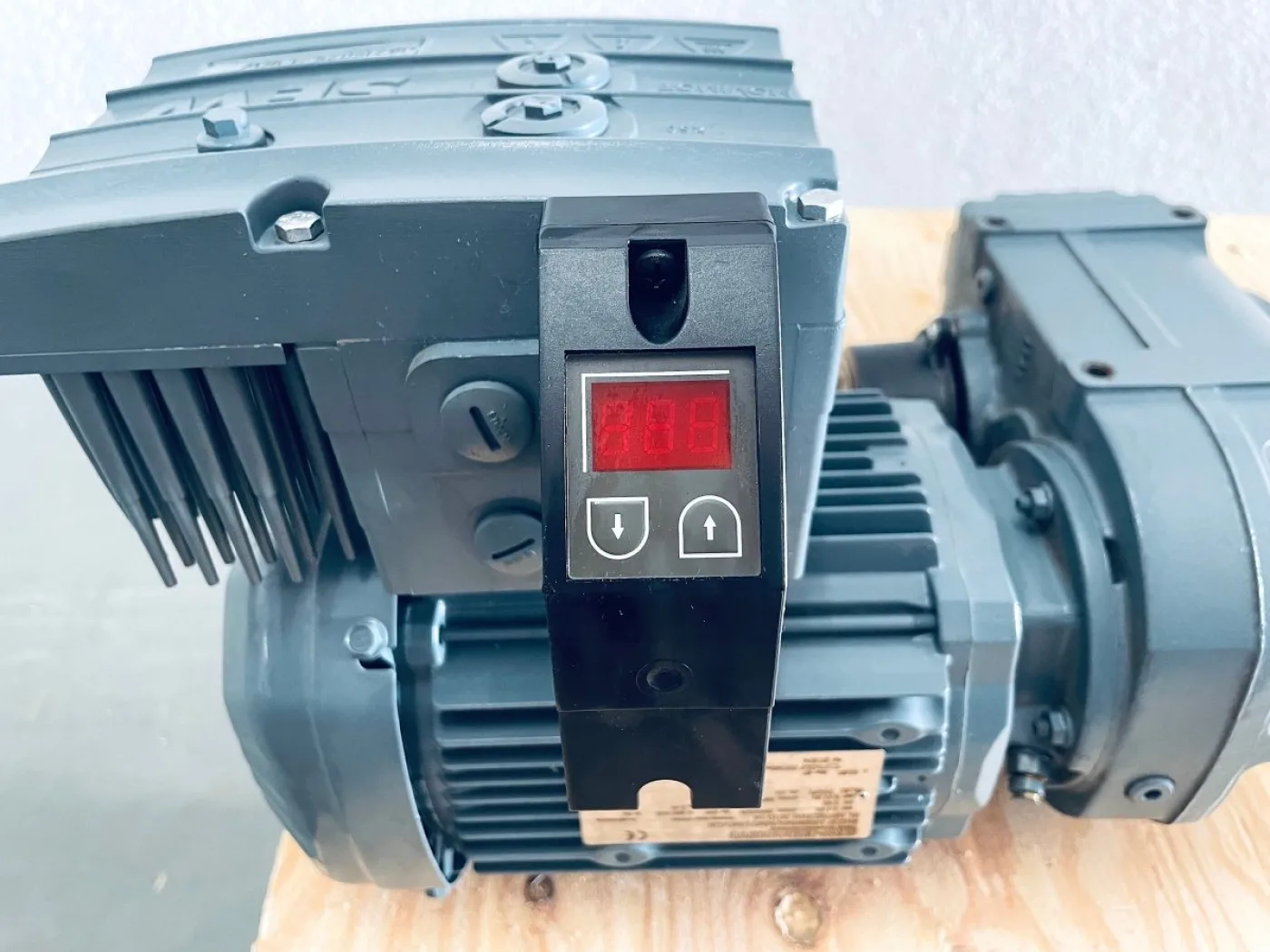 SEW-EURODRIVE FHZ37DRE80M4/MM11/MO/LN Rührwerk - 4