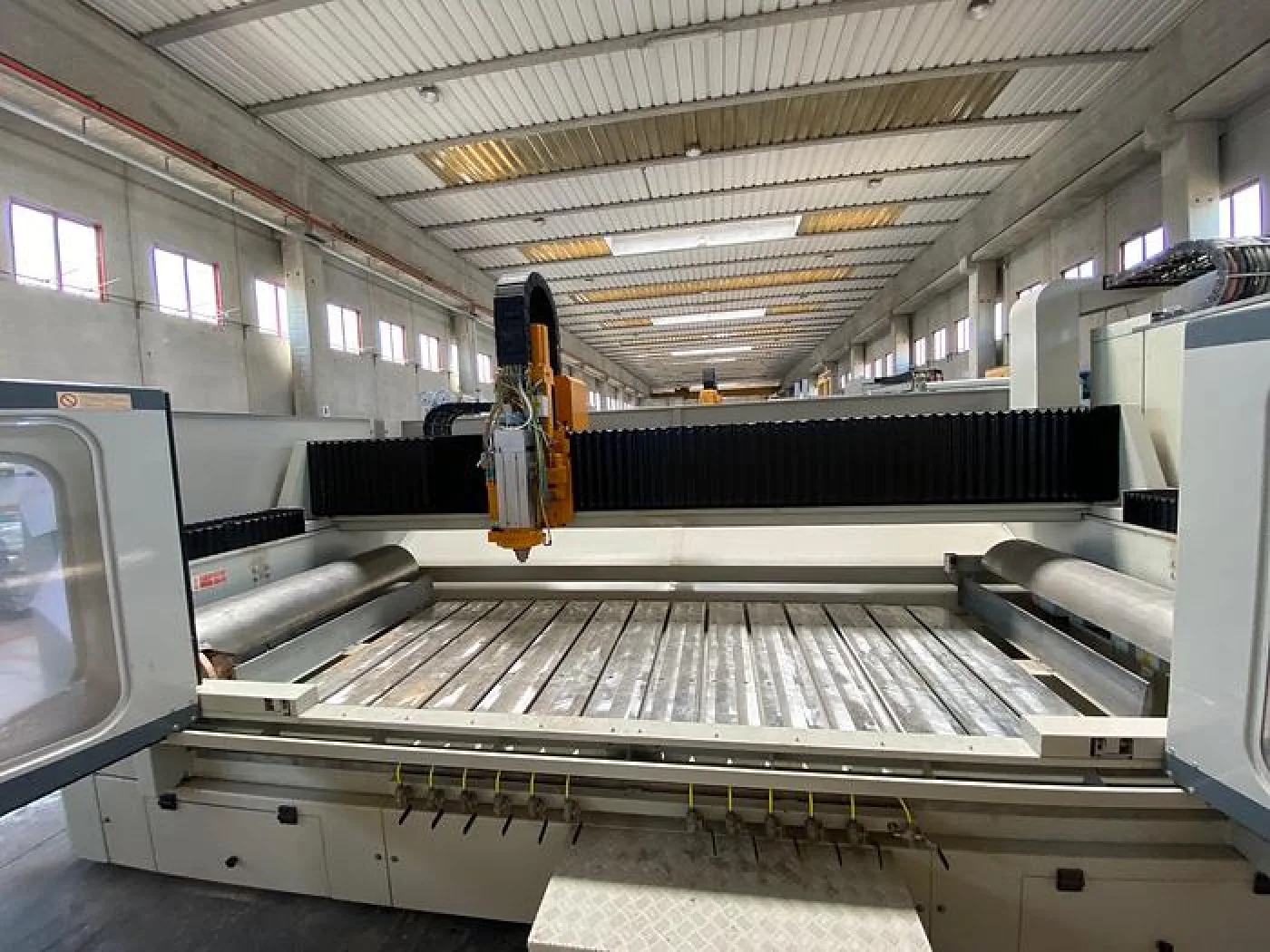 2004 BRETON CONTOURBRETON NC 250 - 3