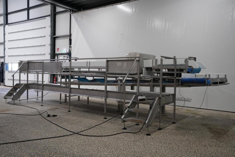 2009 Loma/Boldt transportband met metaaldetector op bordes