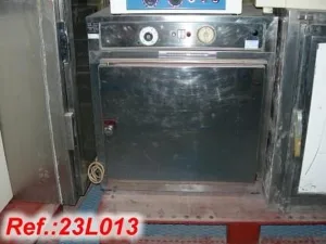 ESTUFA DE LABORATORIO "MEMMERT" DE LABORATORIO