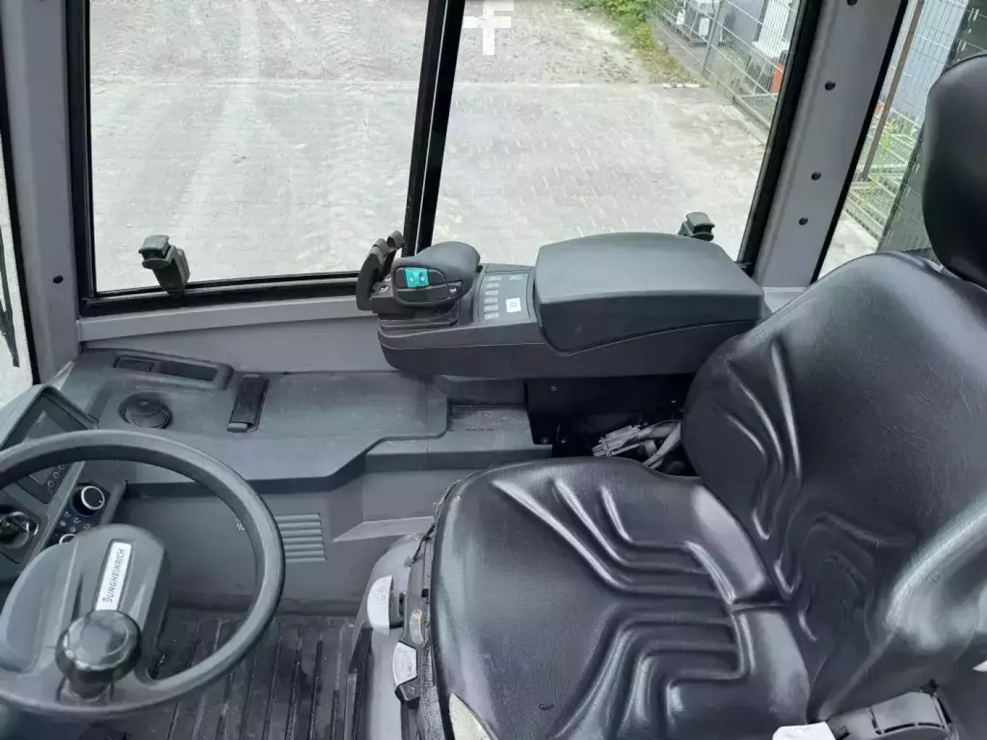 Jungheinrich DFG 430s - 8