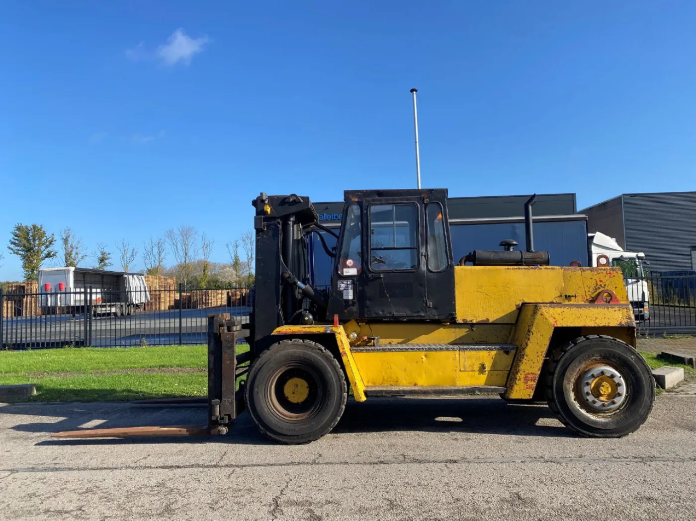 Svetruck 18 60 33 TRIPLEX MAST - 2