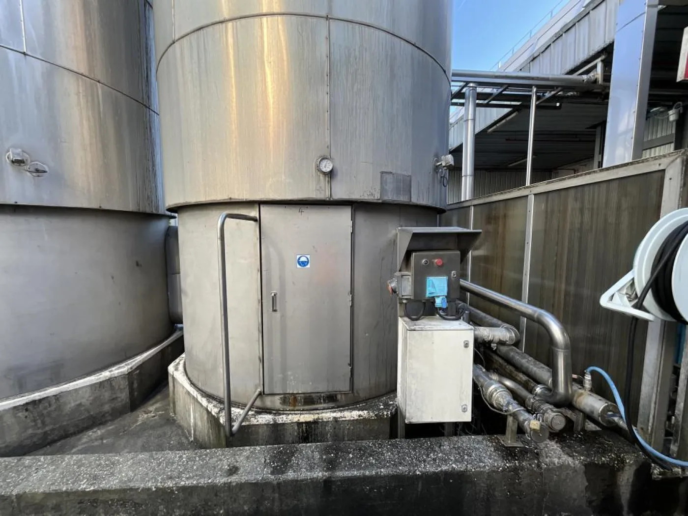 Chaudronnerie Tuyauterie Chaudronnerie Tuyauterie 39000 Litre Vertical Stainless Steel Storage Tank - T4 - 3