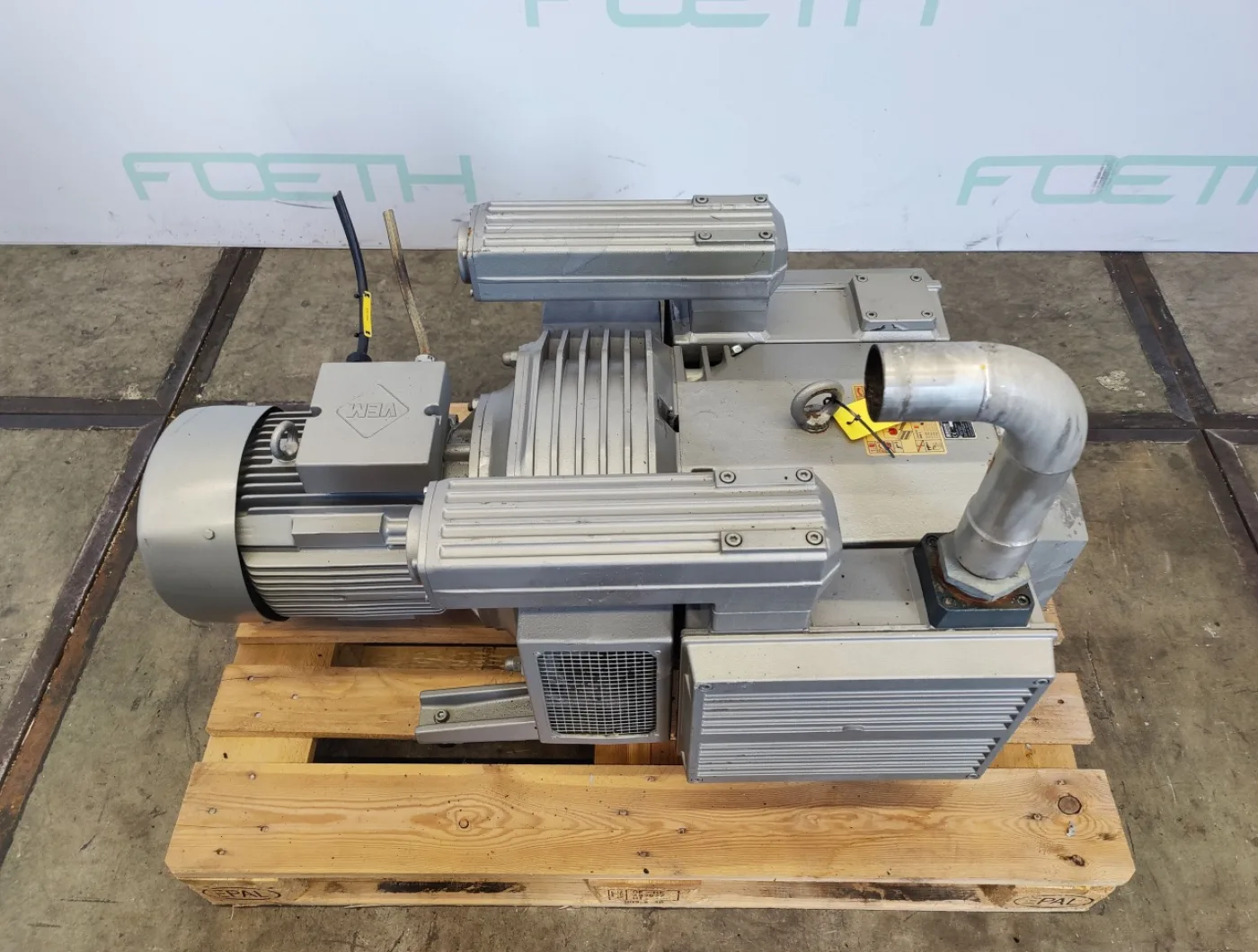 Becker Vacuum Pumpen VTLF-250 Oilless rotary vane pump - Vacuum pump - 5