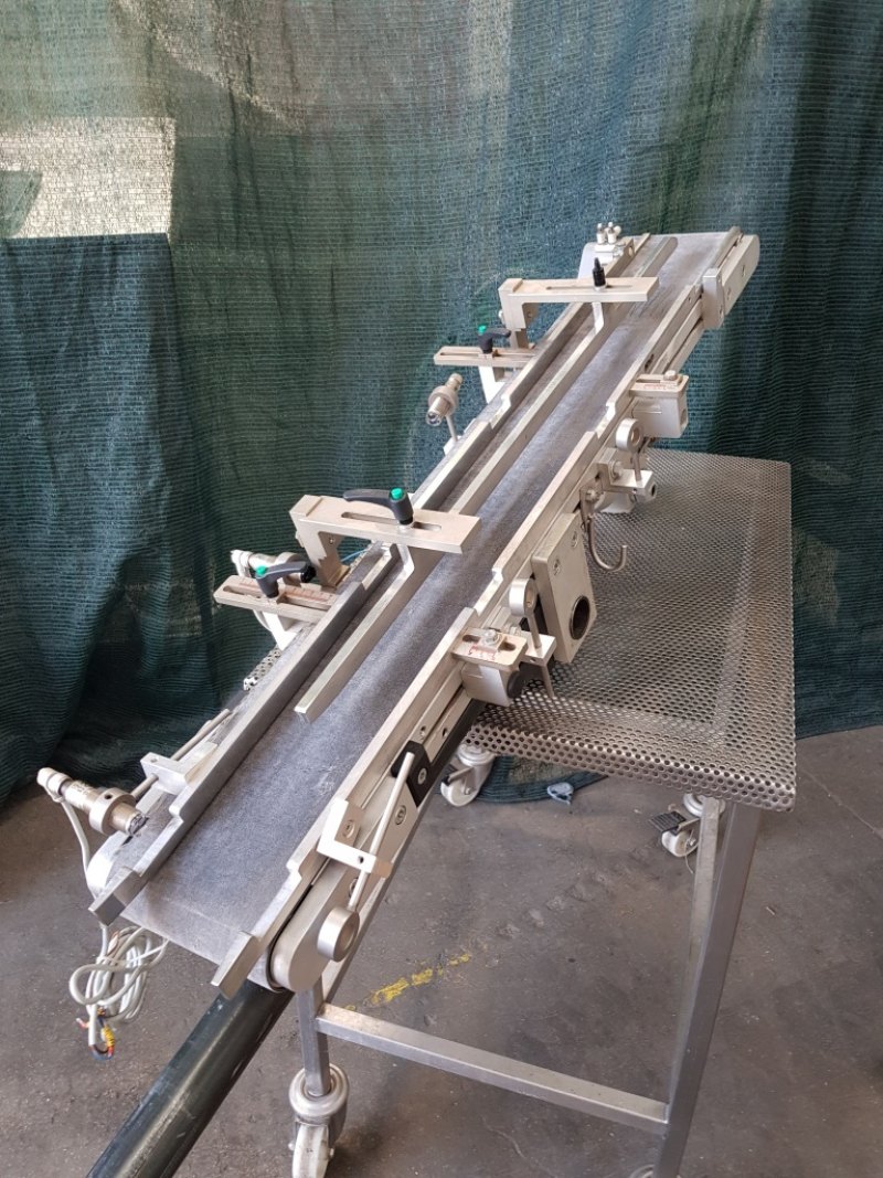NASTRO TRASPORTATORE IN ACCIAIO INOX MOTORIZZATO – MARCHESINI