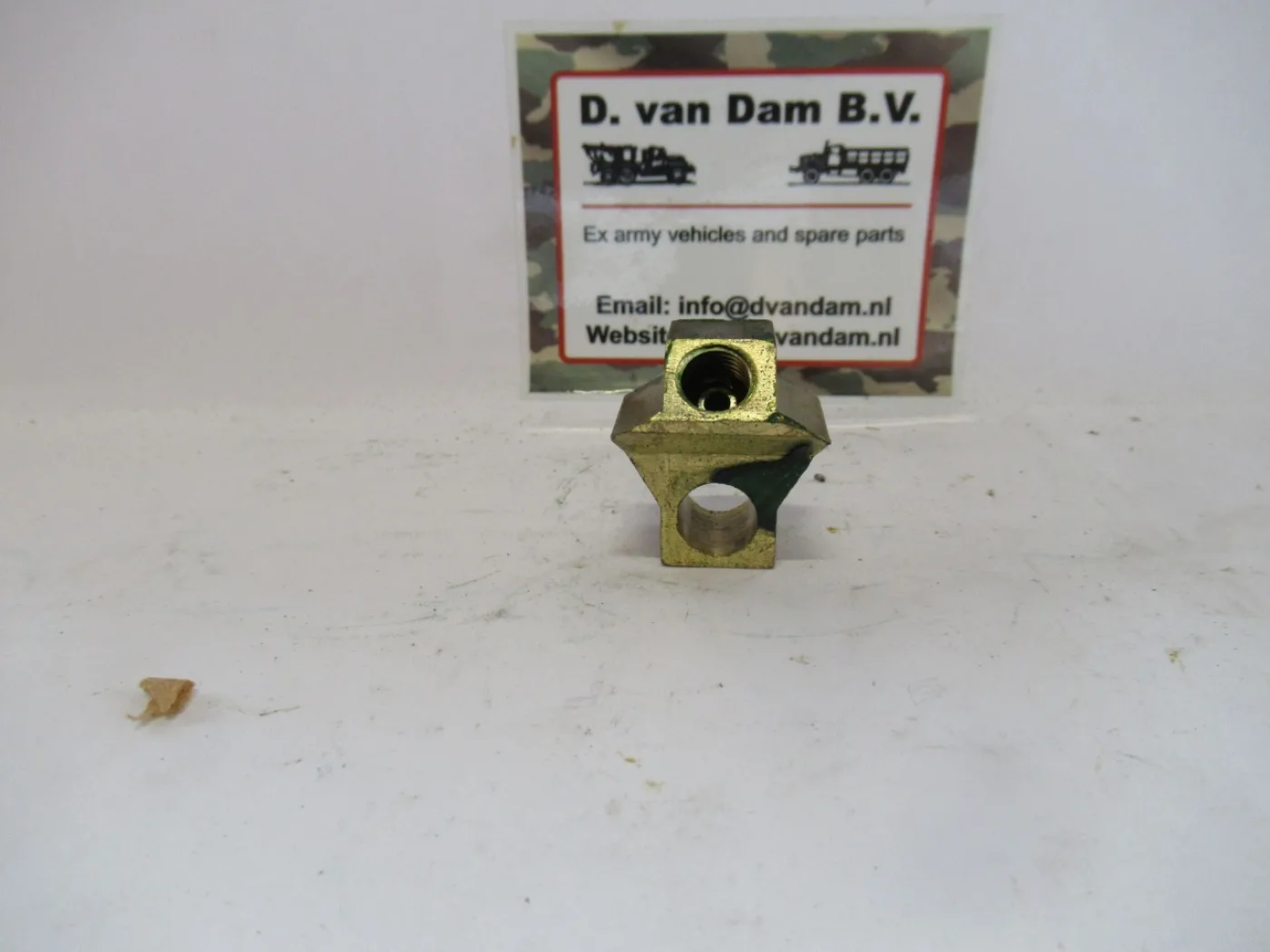 T-stuk Remleiding Vooras NOS - 1
