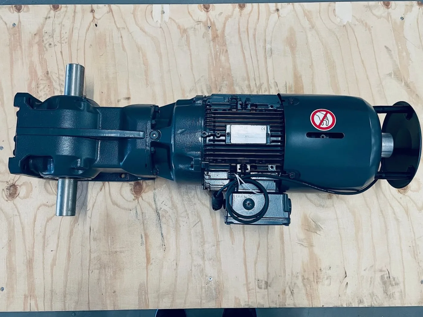 Siemens Getriebemotor K79-LE112ME4E-L32/40NH-IA - 3