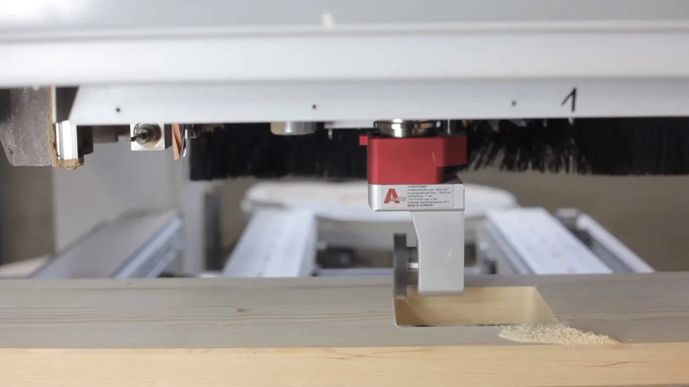 ATEMAG Extra 2 Function Line CNC-Eckenausklinkaggregat für IMA Bearbeitungszentren - 3