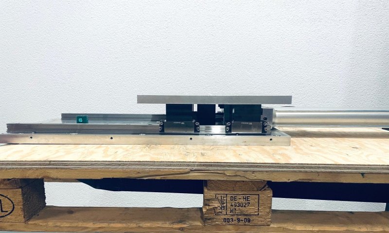 Tünkers Pneumatische Lineareinheit LE200-400 VRL SB T024