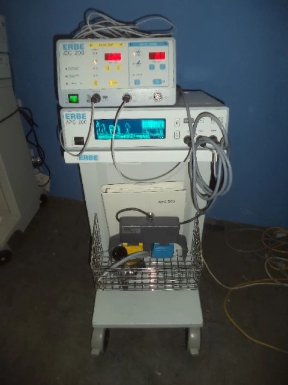ICC 200 with APC 300 (Gebraucht, sehr gut)