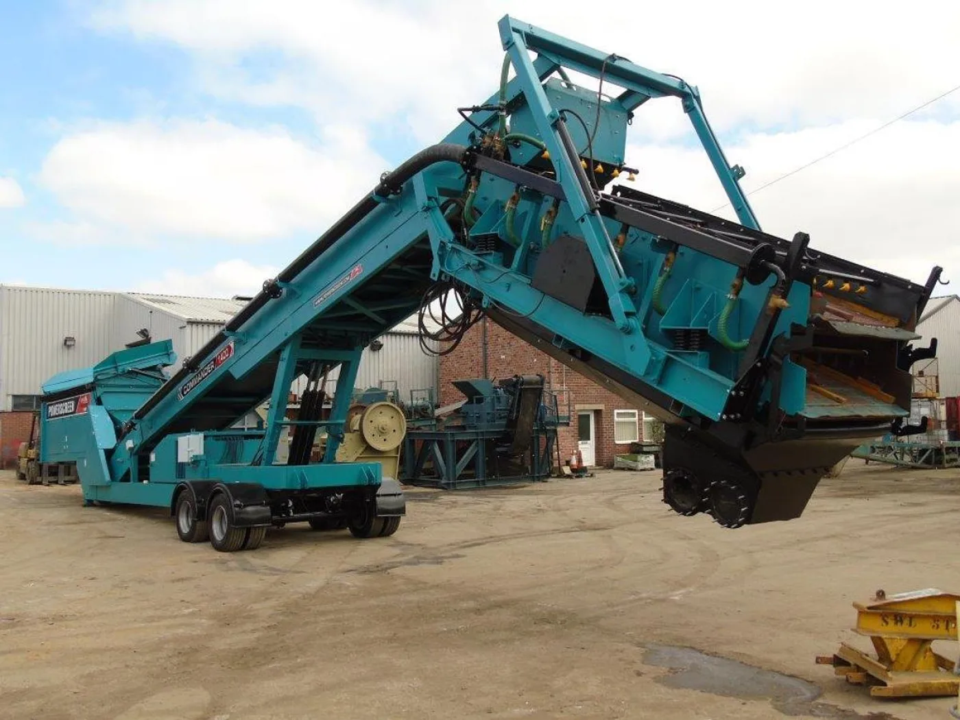 2012 Powerscreen Commander 1400 Mobile Rinser - 1