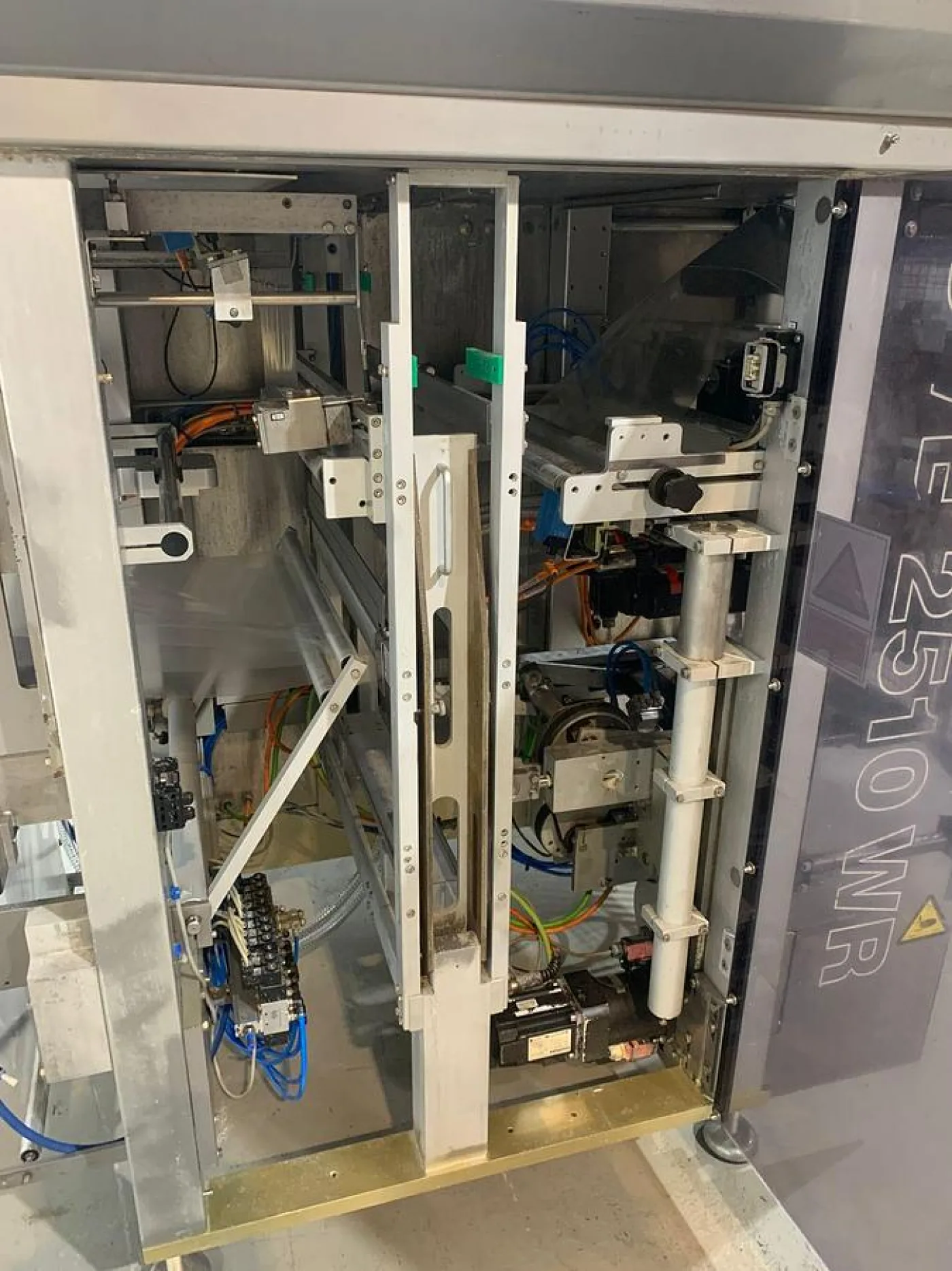 2006 Bosch Verpakkingsmachine, type: SVE 2510 WR - 3