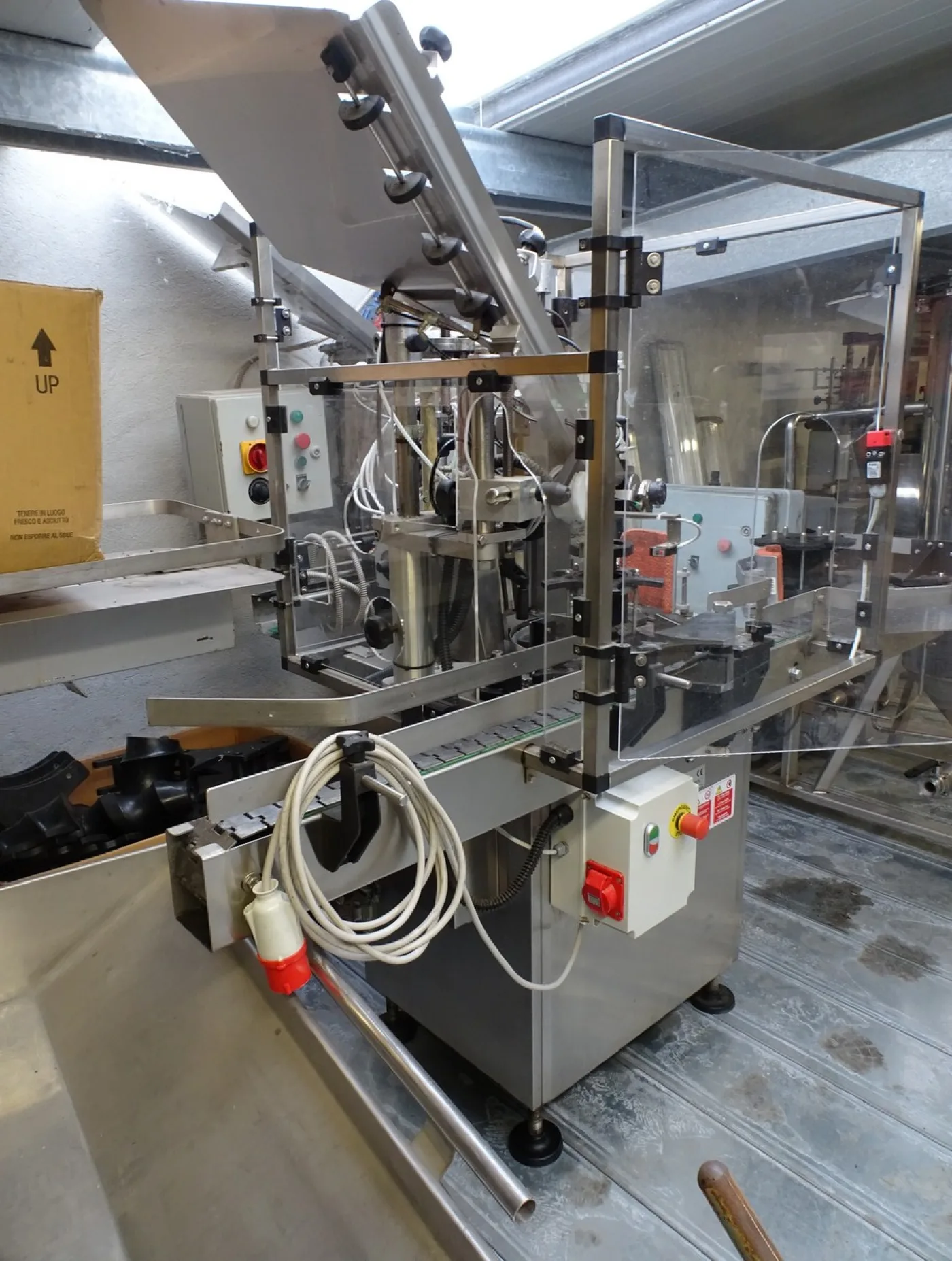 GLUE LABELING MACHINE ENOS MODEL 1200 WITH SAFETY GUARDS SECOND-HAND MACHINE - 5