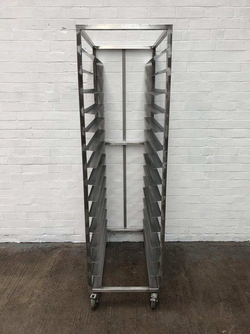 18" x 30" 16 Runner Stainless Steel Bakery/ Cooling Racks