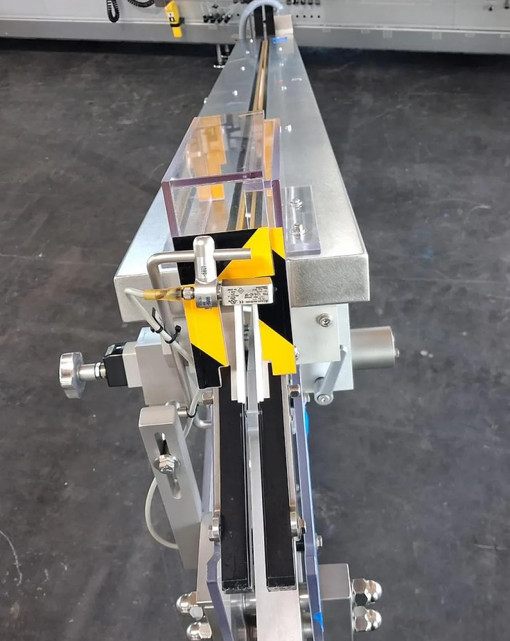 Bausch+Ströbel STS8060 Förderanlage