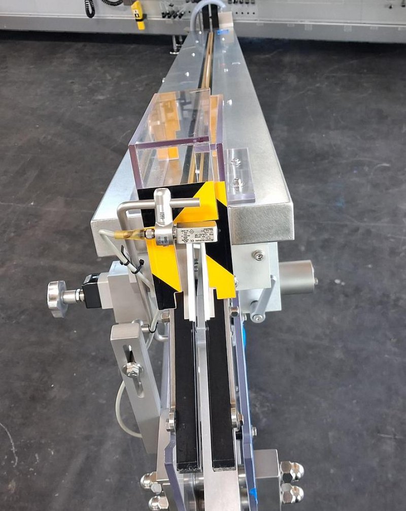 Bausch+Ströbel STS8060 Förderanlage