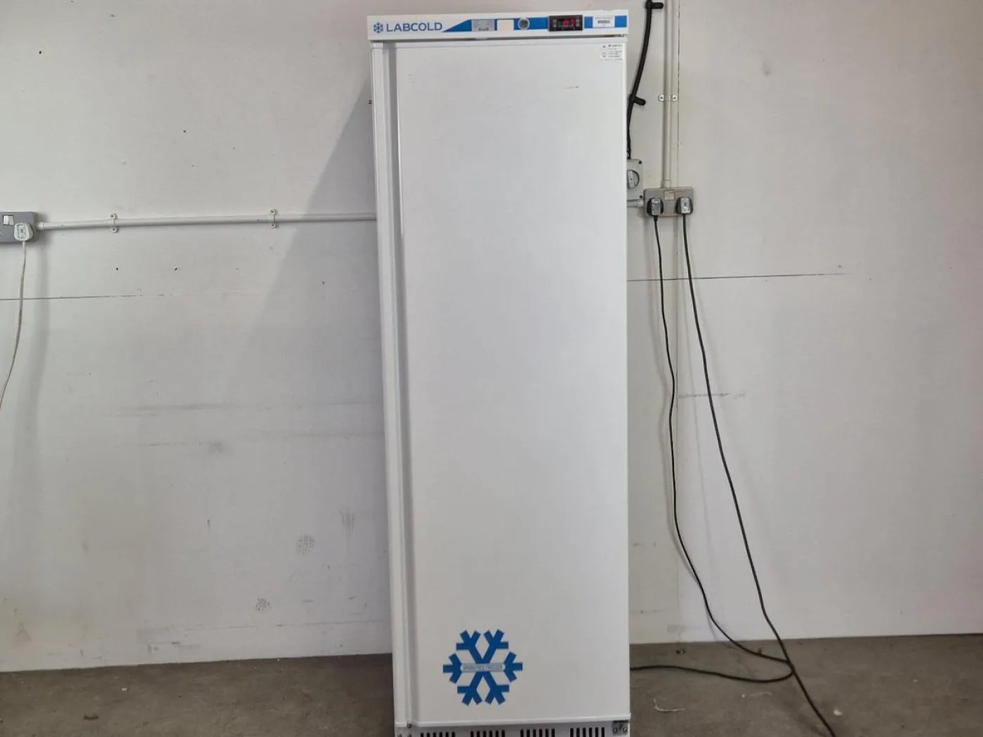 Gram vio compact 610 Refrigerator - 1