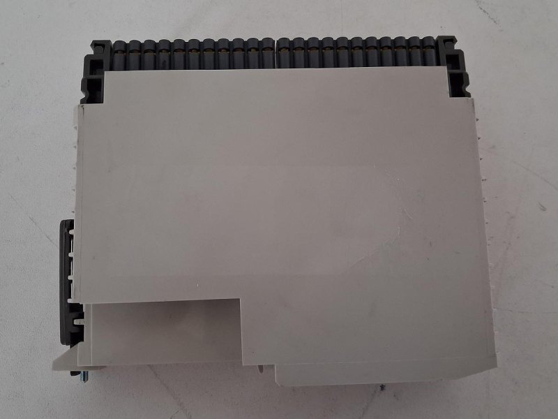 AEG Modicon DAP 208 / AS-BDAP-208 Digital Output Module