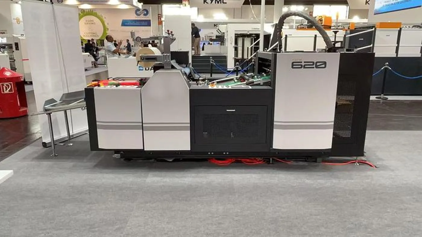 Automatic Thermal Film Laminating - 1