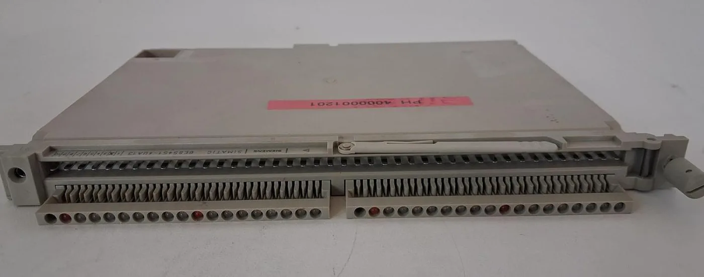 Siemens SIMATIC S5 6ES5 451-4UA13 Digital Output Module - 6