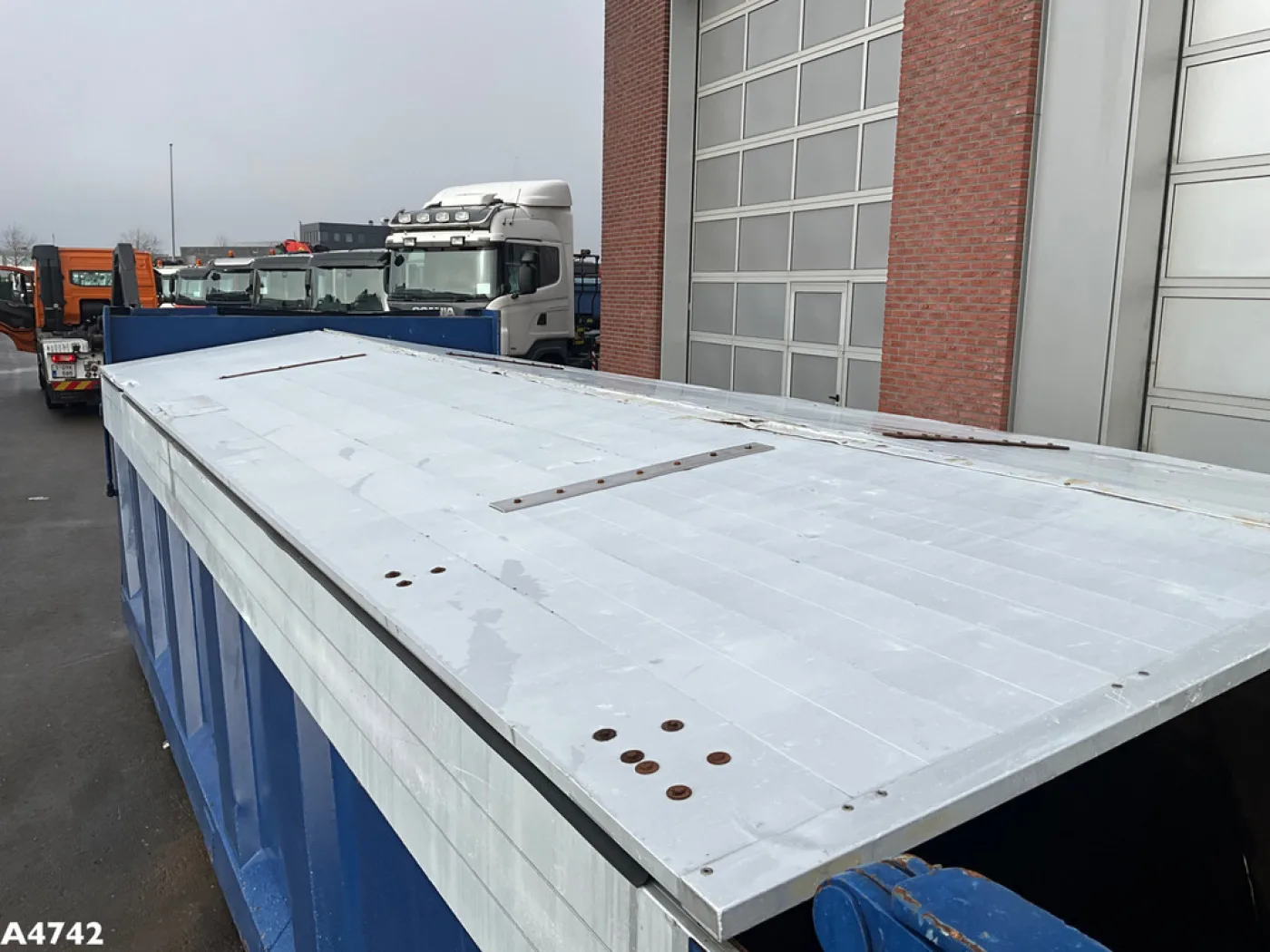 Container 23m³ met Hydraulische milieukleppen - 7