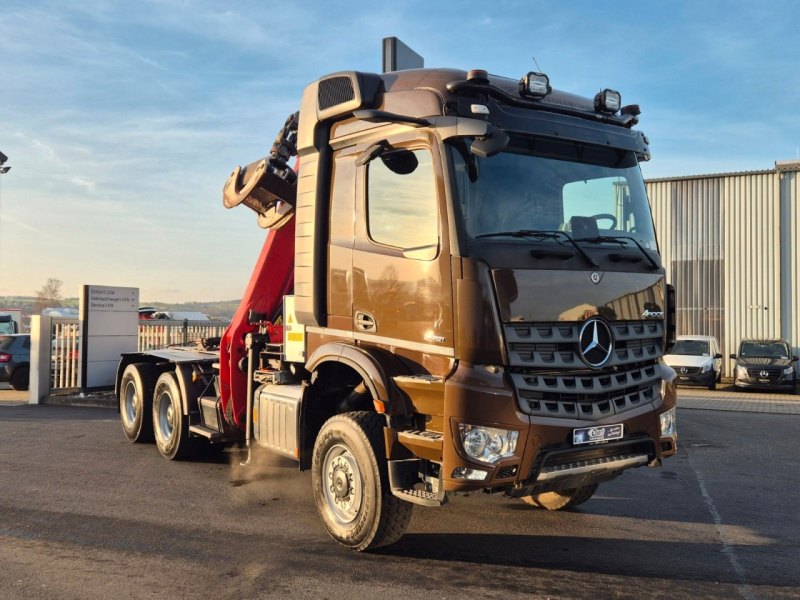 Mercedes Benz Arocs 3351 LS 6x6 Palfinger S260Z96 Y Crane