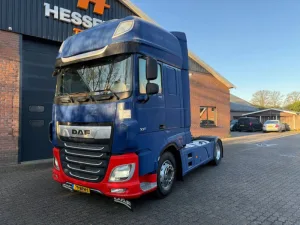 DAF XF 450 Super Space Cab + Gardner Denver XK18 Silo Compressor Alcoa LED Standklima EN Truck MOT 03-2026