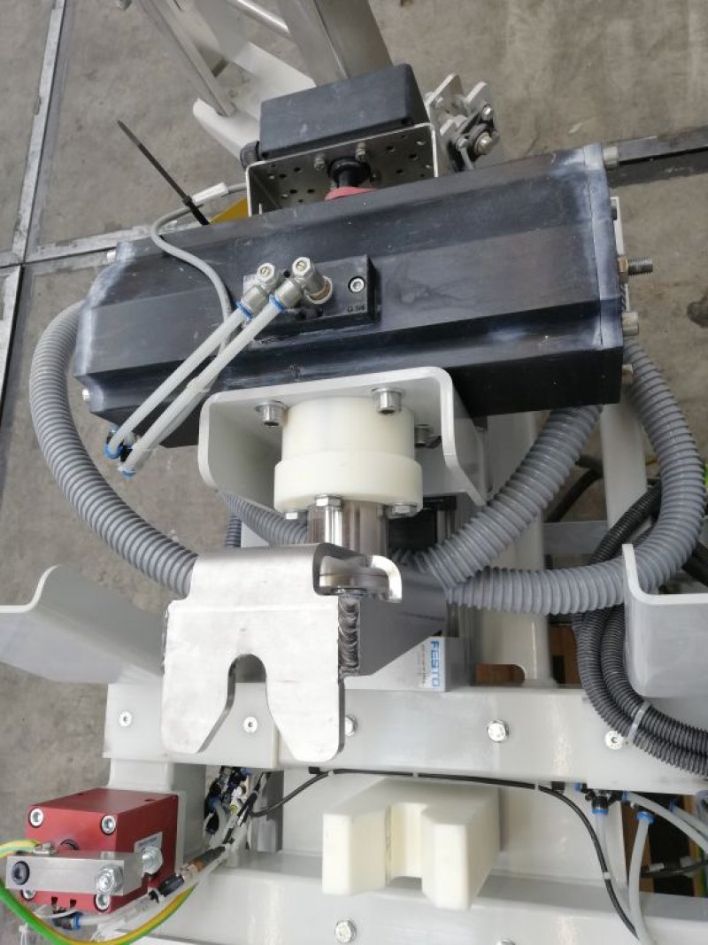 AZO Emptying system AZO Batchtainer - Powder filler