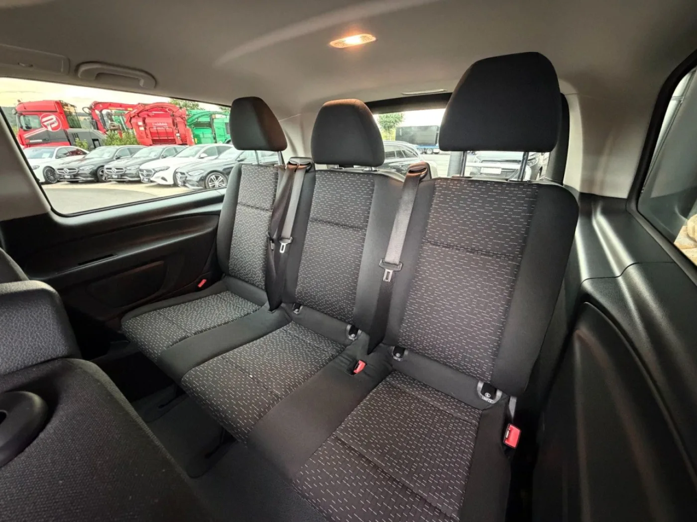 Mercedes Benz Vito 116 CDI 9G Tourer Extral AHK2,5to 2xKlima - 7
