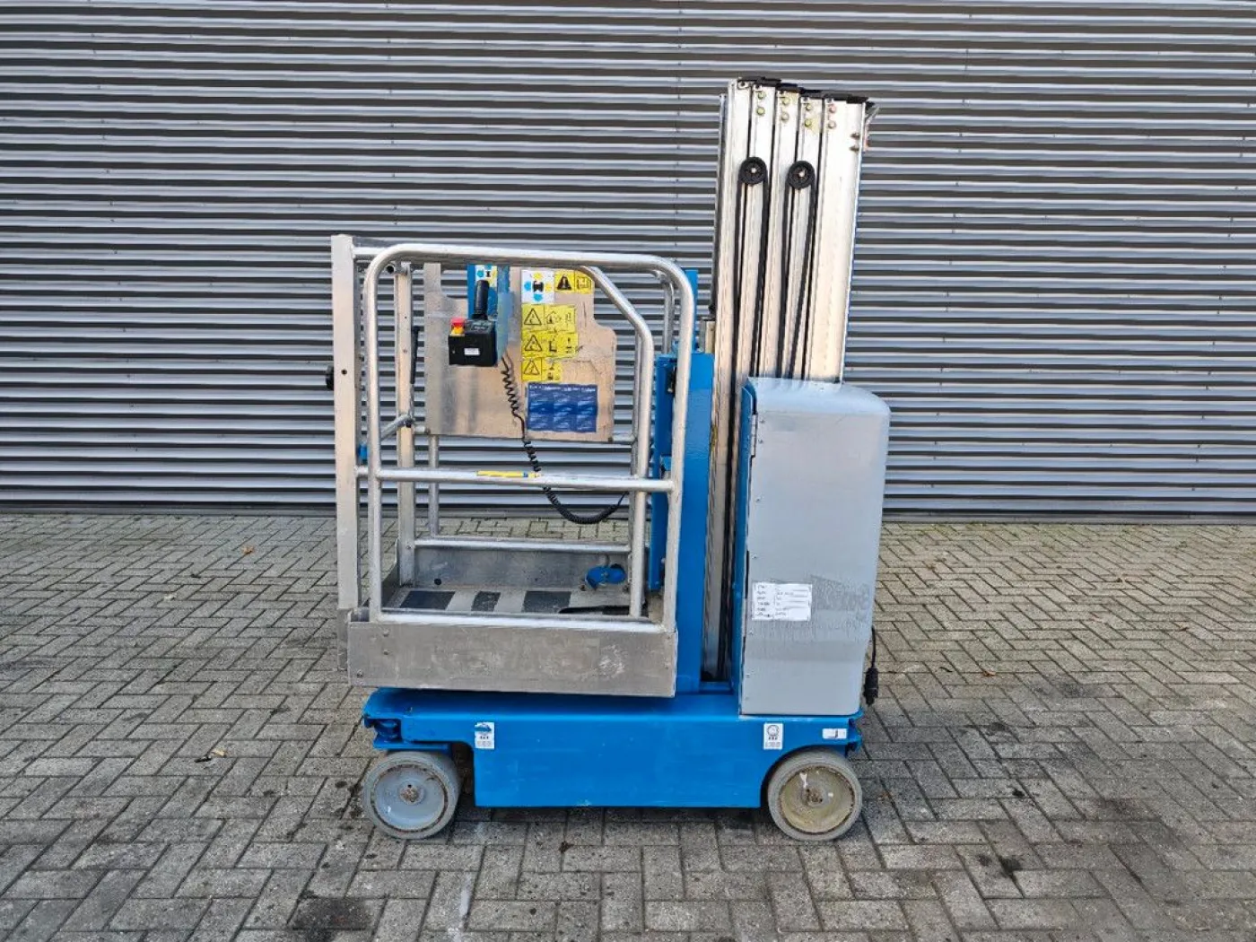 Genie GR20 Full Electric 25 Hours! - 2
