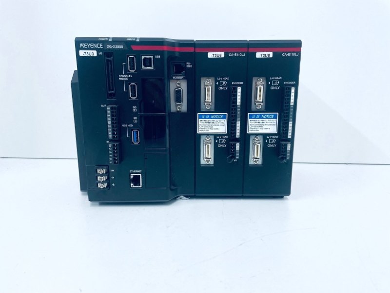 Keyence Vision System XG-X2800 mit 2x CA-E110LJ
