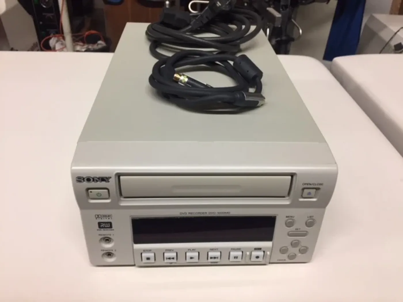Sony DVO 1000 MD DVD-Recorder - 1