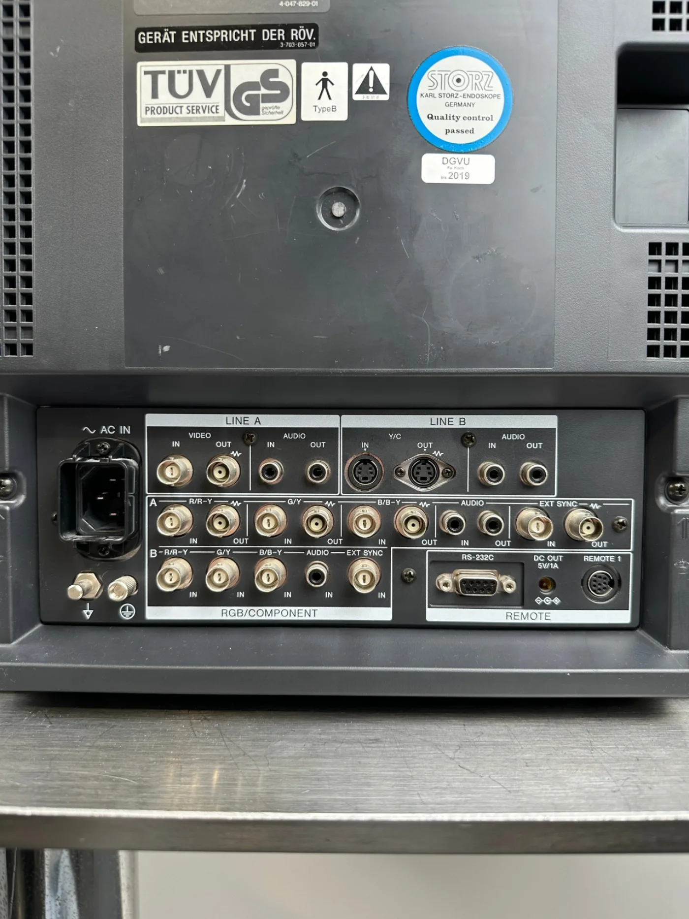 Sony PVM-1453MD Monitor - 7