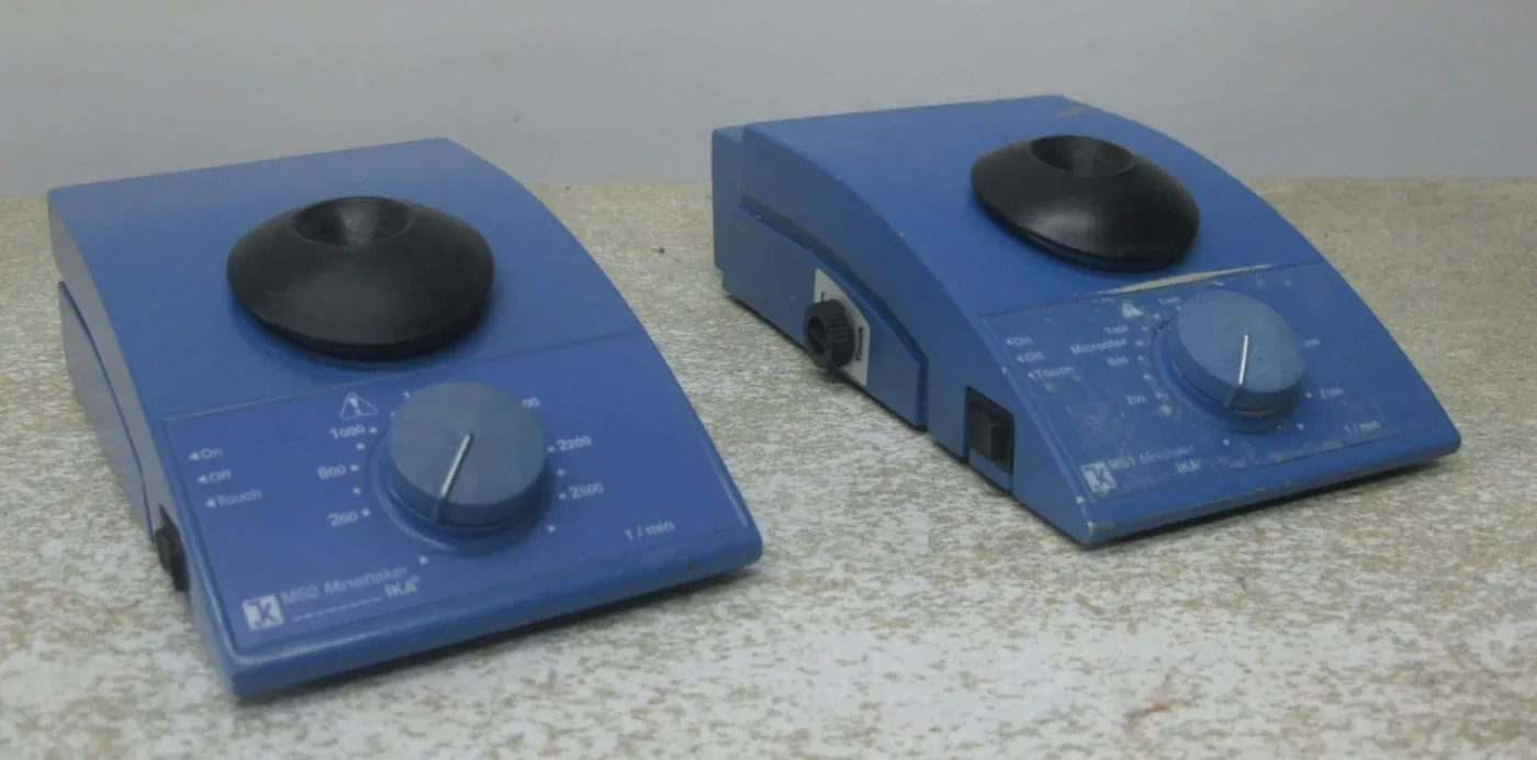 Set van IKA MS1 + MS2 Vibromixers - 1