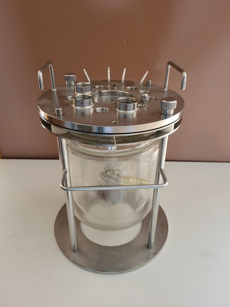 2380 - Used Infors 5 culture vessels 3.6 liter