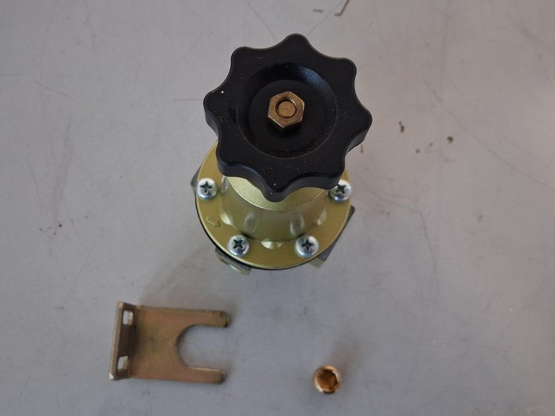 Adjustable Pressure Regulator Valve