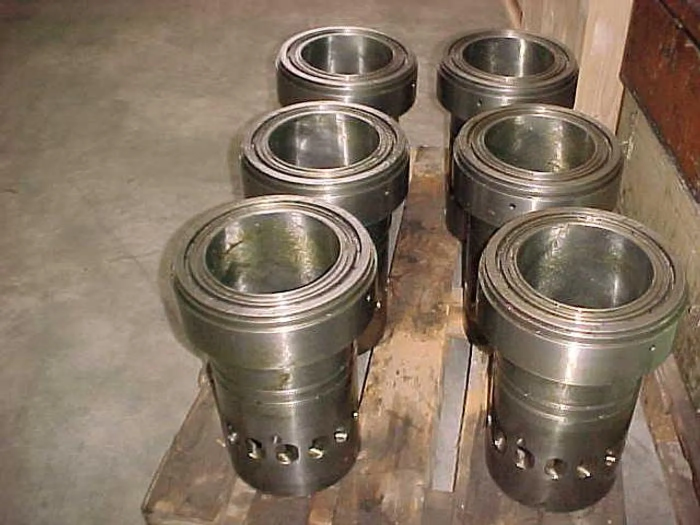 CYLINDER LINERS BOLNES DNL 190/600 - 2