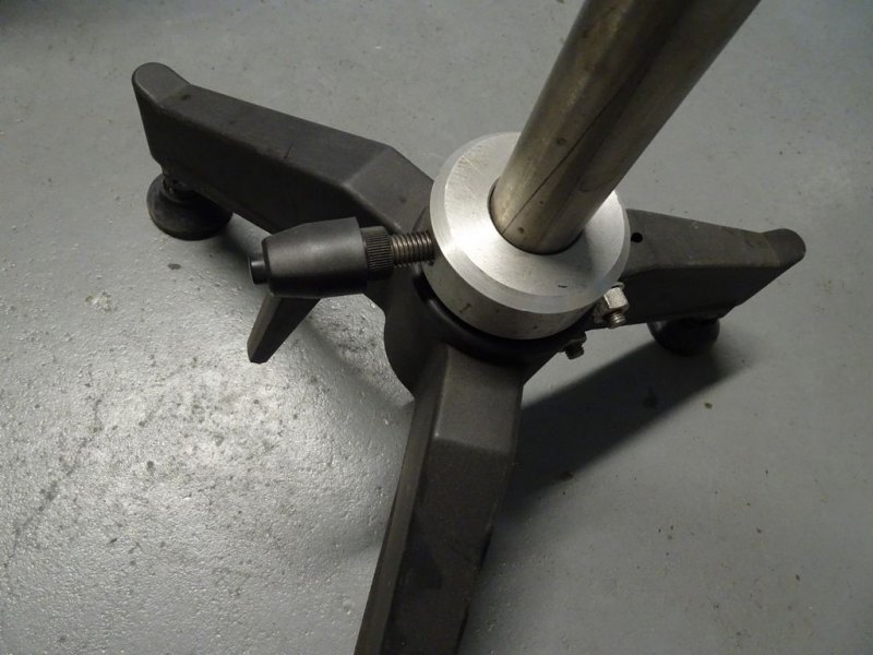 TRIPOD/STAND FOR EXTRACTABLE SHAFT MIXER, NEW EQUIPMENT