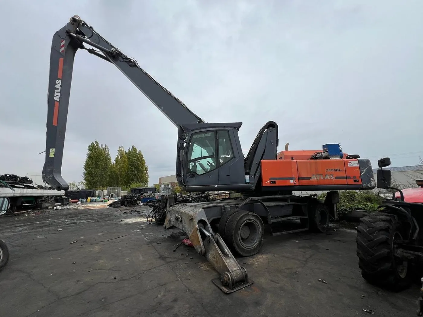 2018 Atlas 350 MH Material Handler - 1