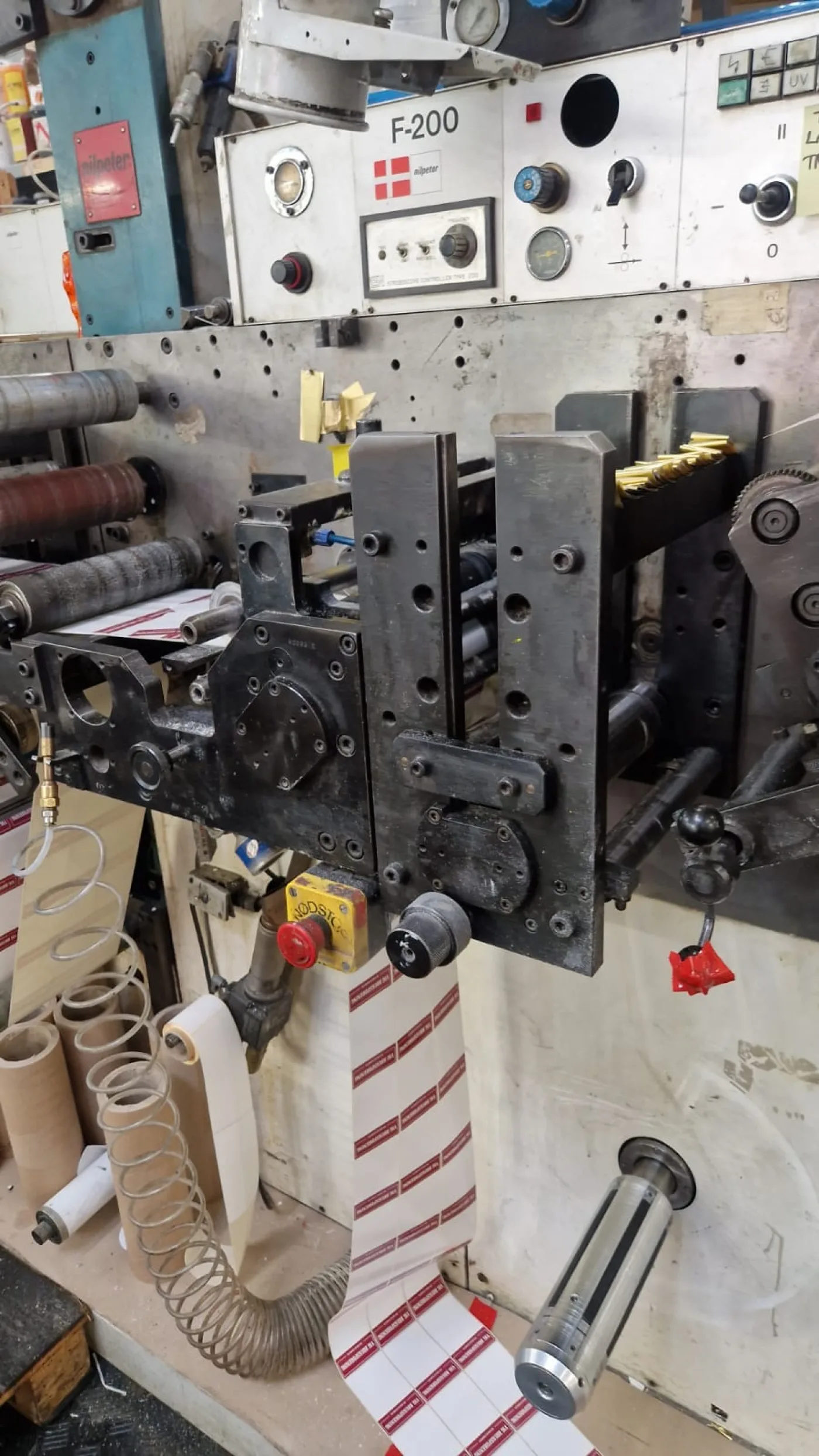 Nilpeter F200 – 8 Colour Flexo - 3