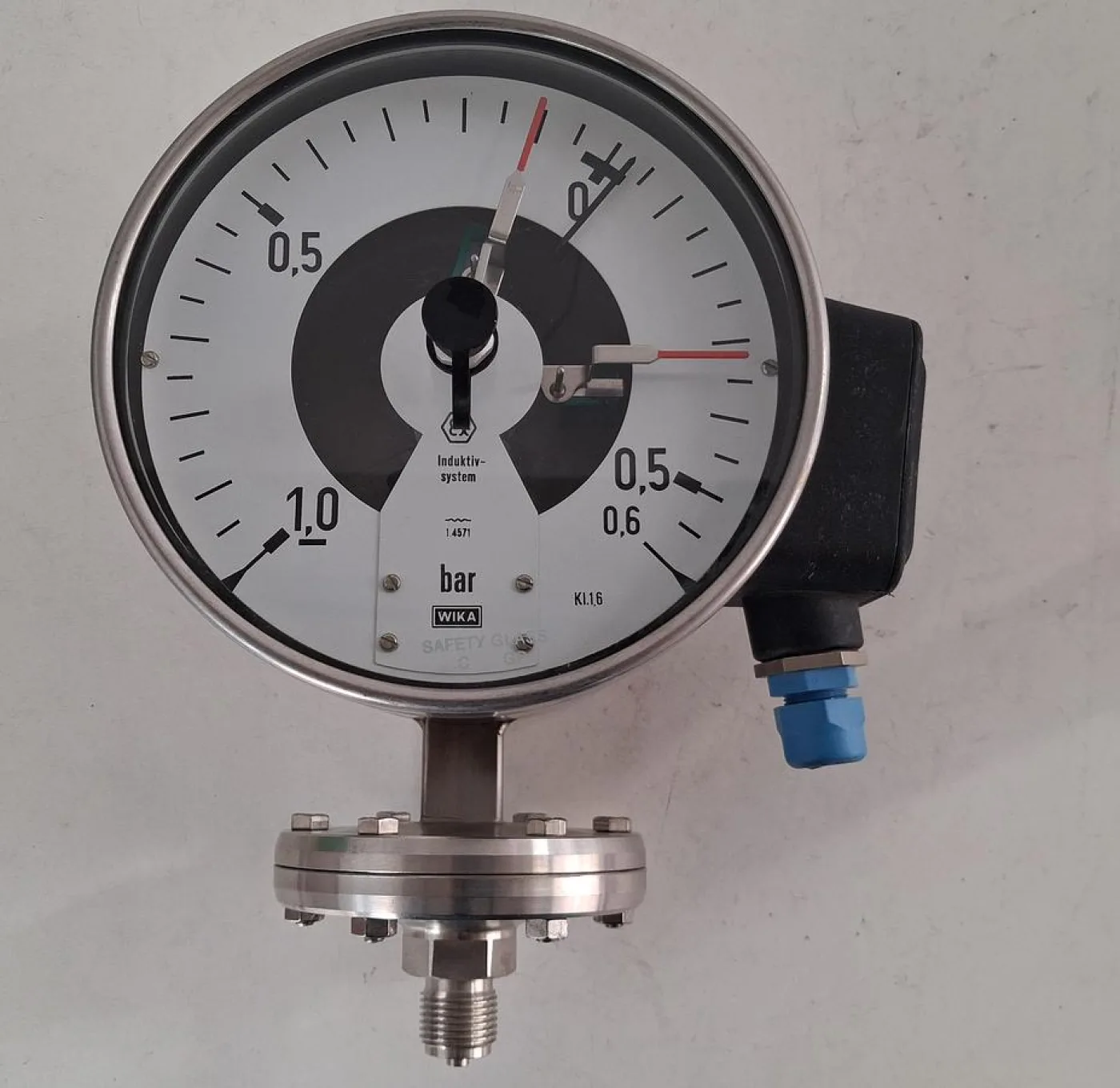 WIKA NG160 Pressure Gauge -1 to 0.6 bar with Inductive Contact - 1