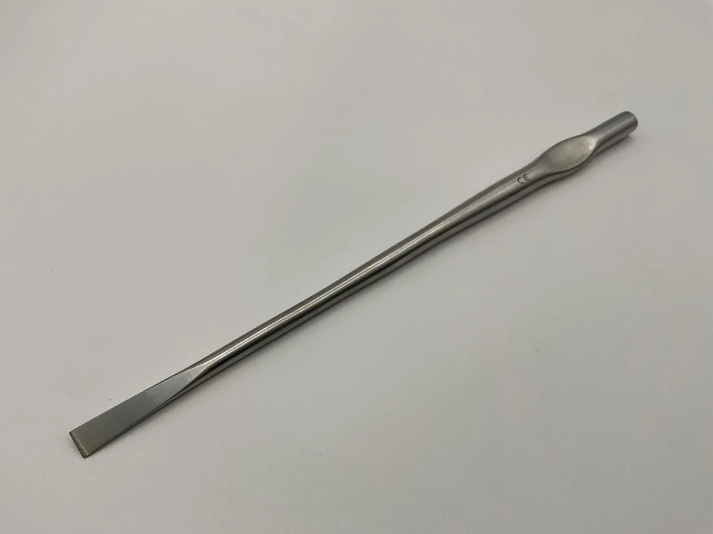 GB Medical Walter 190mm Chisel - 1