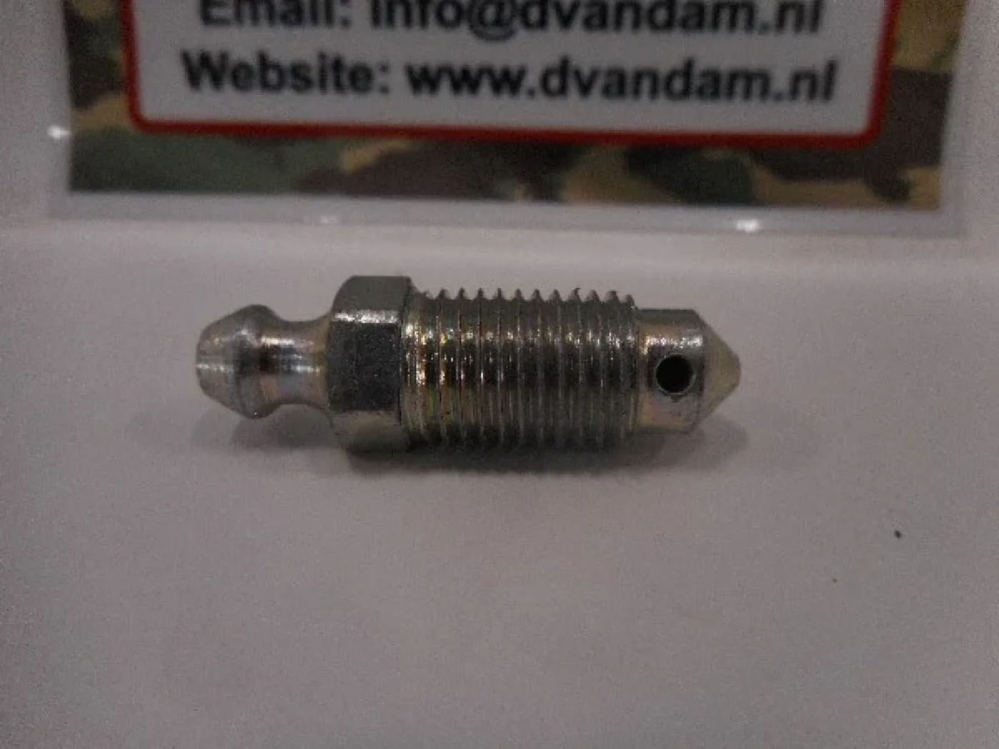 Ontluchtingsnippel Remcilinder - 1
