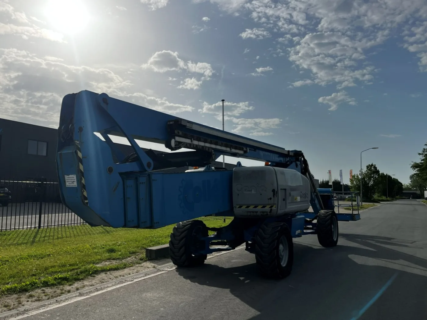 Genie Z-135 - 5