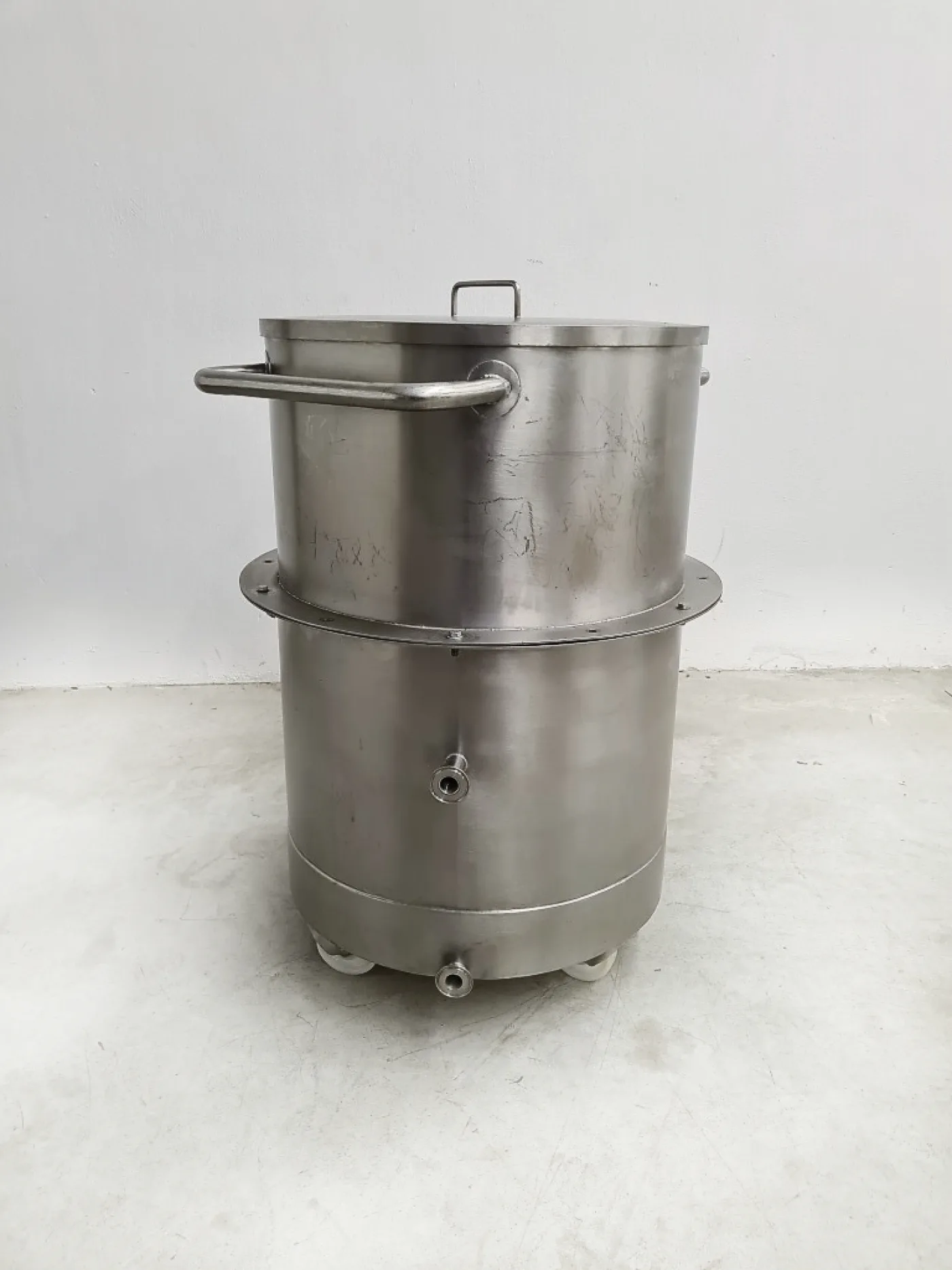 SERBATOIO CARRELLATO CON SISTEMA DI FILTRAZIONE 100 LT - 4