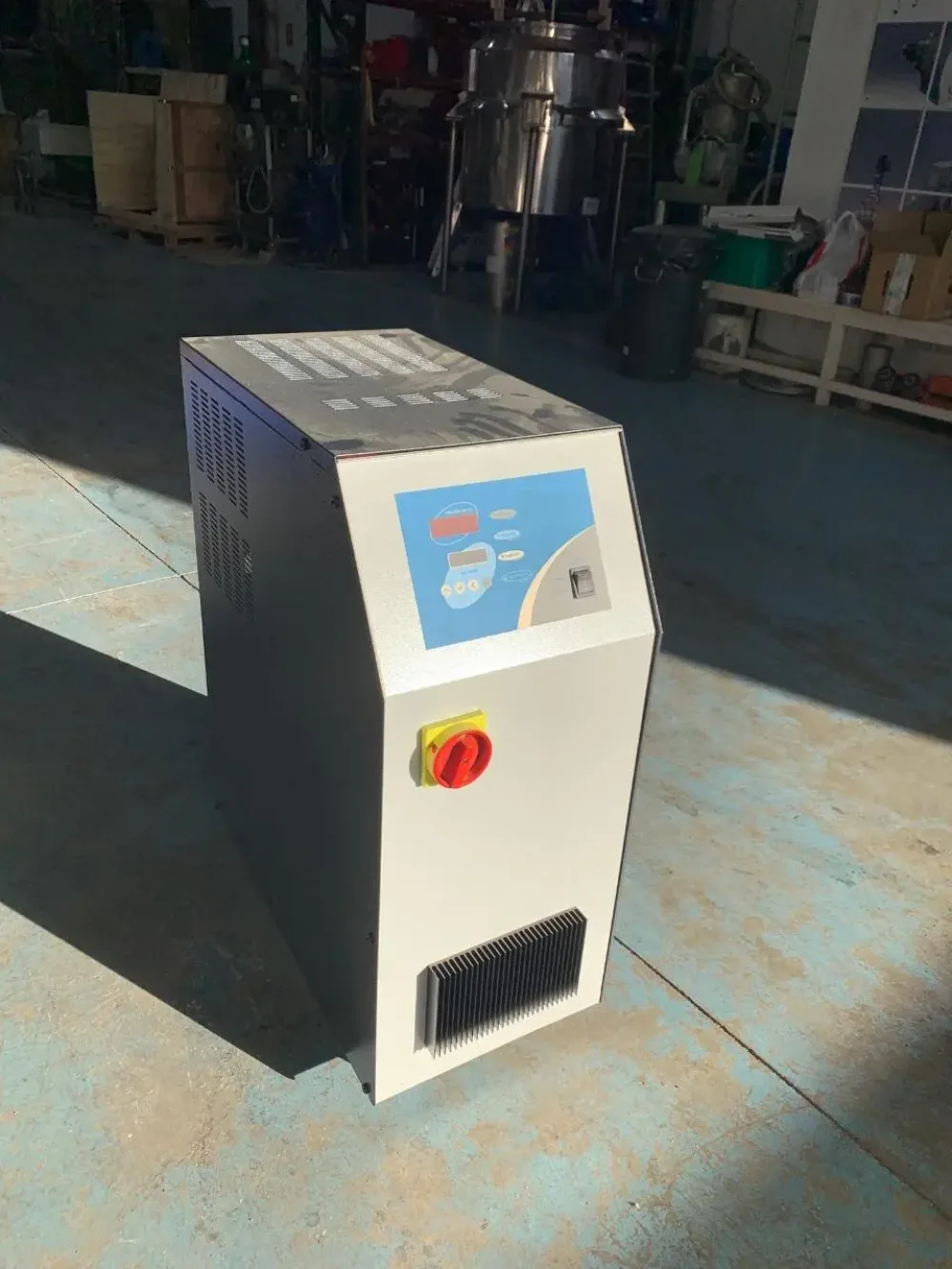 RANGE OF NEW TEMPERATURE CONTROL UNITS