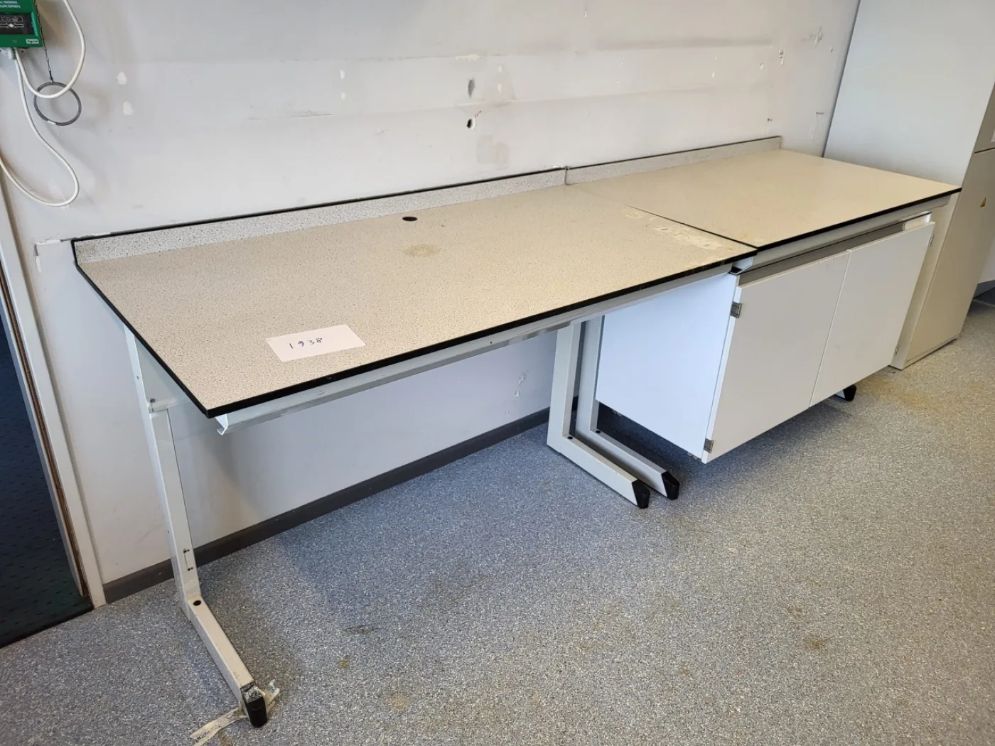 1938 - Used S+B Laboratory wall table (270 cm) - 1