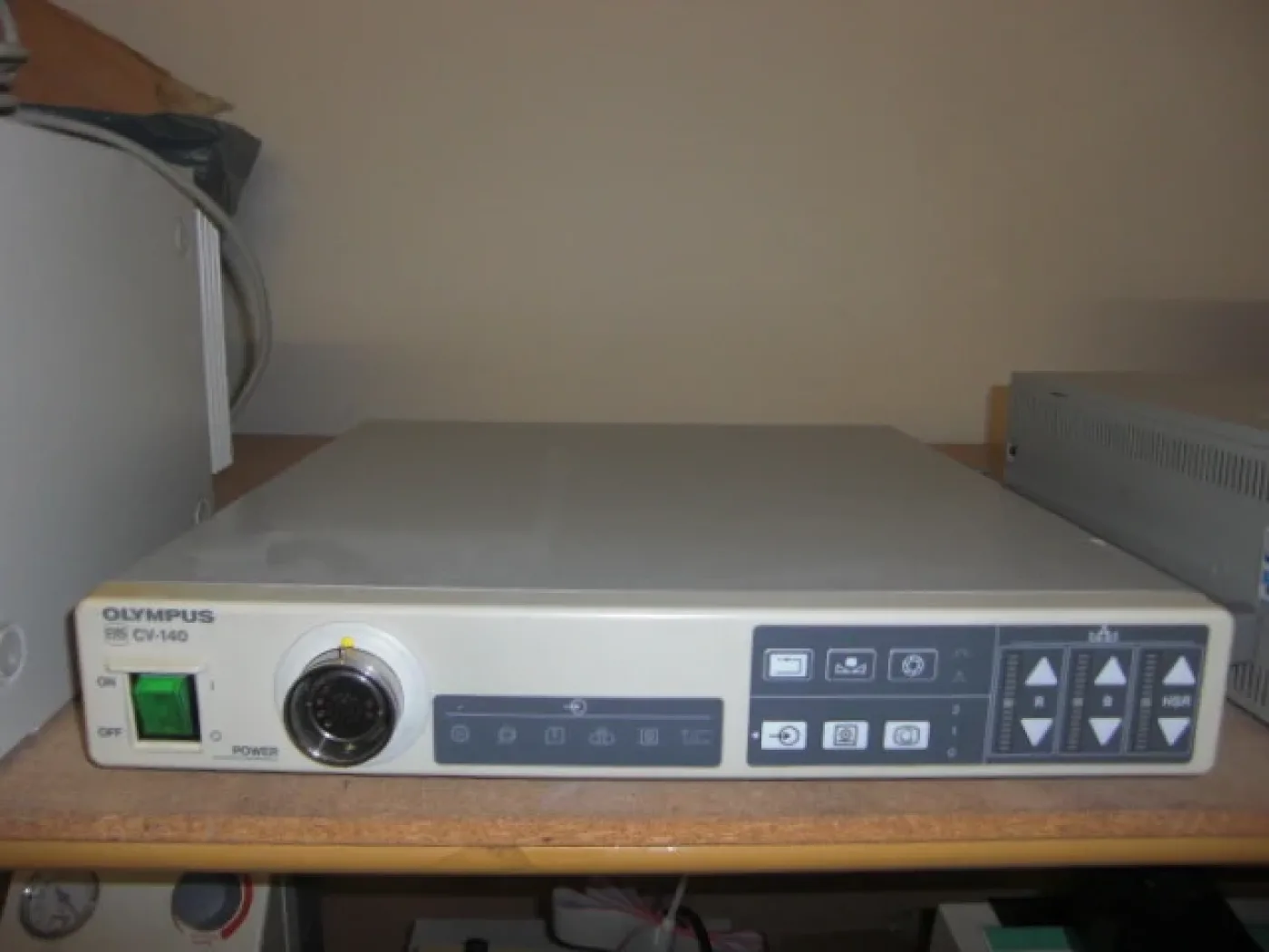 Olympus CV-140 Endoskopie Videoprozessor (Ersatzteil) - 1