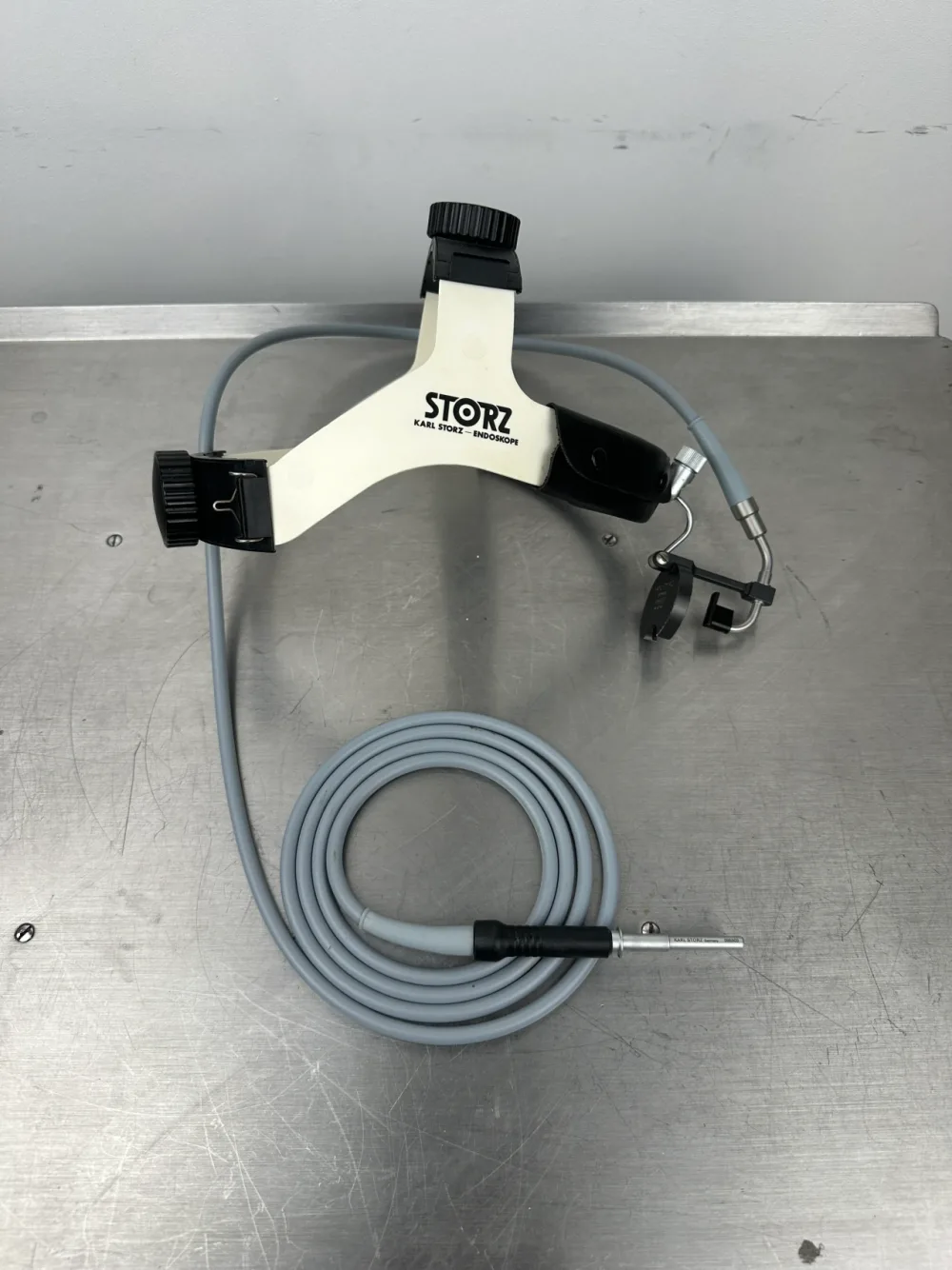 KARL STORZ Stirnleuchte / Kopflampe mit Lichtleitkabel– 095503 HNO